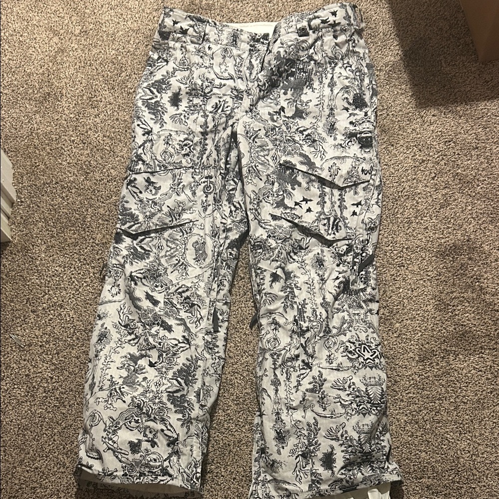 Burton Monochrome Patterned Cargo Pants